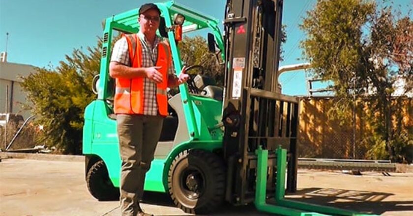 Video: Mitsubishi FG18 forklift review