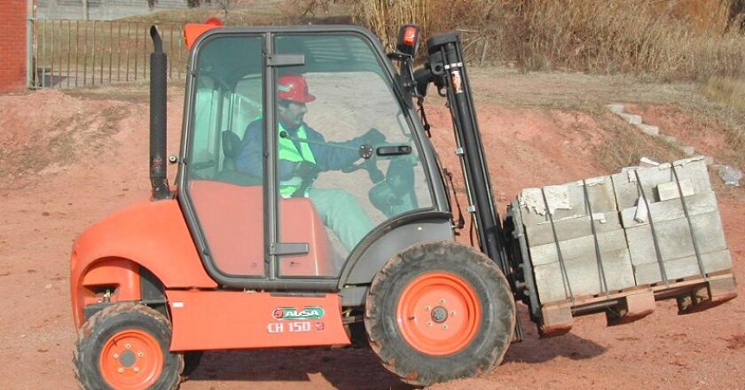 Ausa's range of rough terrain forklifts, ranging from 1.5 to 5 tonnes are now available in Australia via Fork Force.