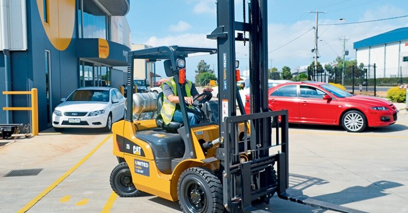 Cat GP25N forklift