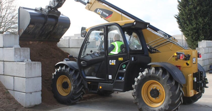 Cat TH3510D telehandler