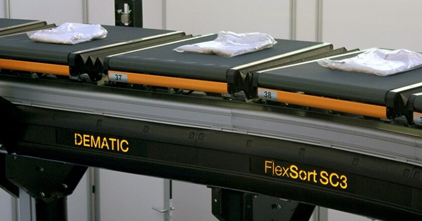 Dematic FlexSort SC3 crossbelt sorter