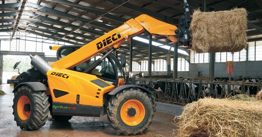 Unparalleled maneuverability with the use of the hydrostatic transmission, combined with the right work mode, enables easy precise manoeuvers and an improved stacking performance