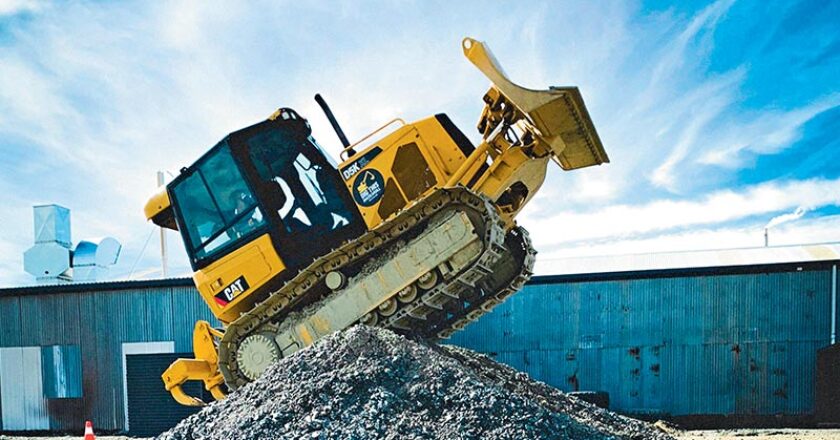 This Cat D5K dozer pushes out 100hp (75kW)