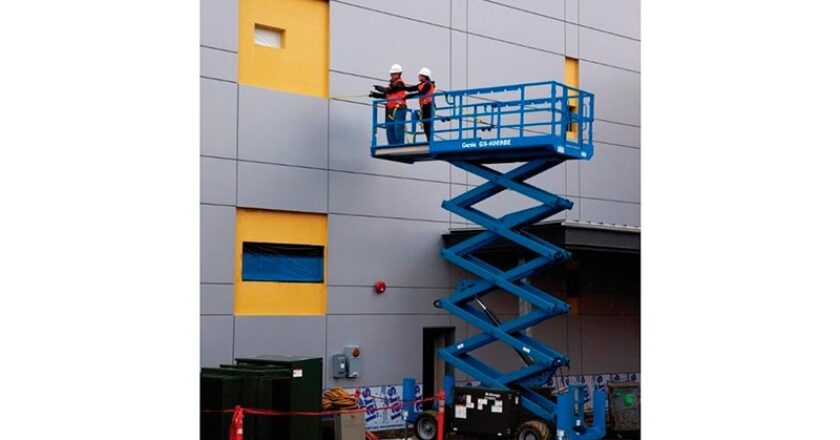 Genie's revolutionary new hybrid scissor lift range is scheduled to arrive in Australia and New Zealand in the first quarter of 2015.