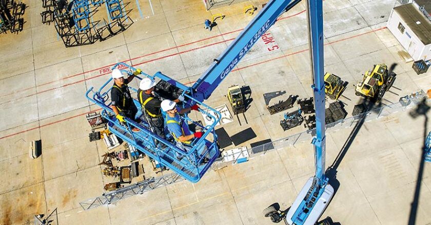 Genie SX-135 XC boom lift
