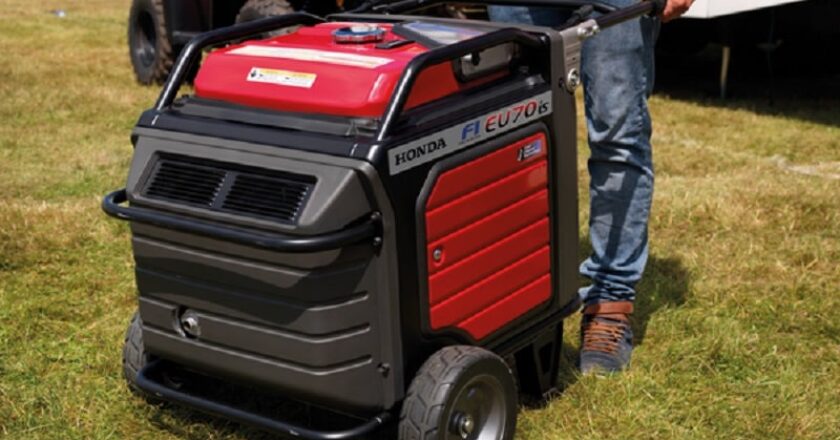 Honda Power Equipment is starting 2015 with a bang by launching a brand new portable generator - the EU70IS.