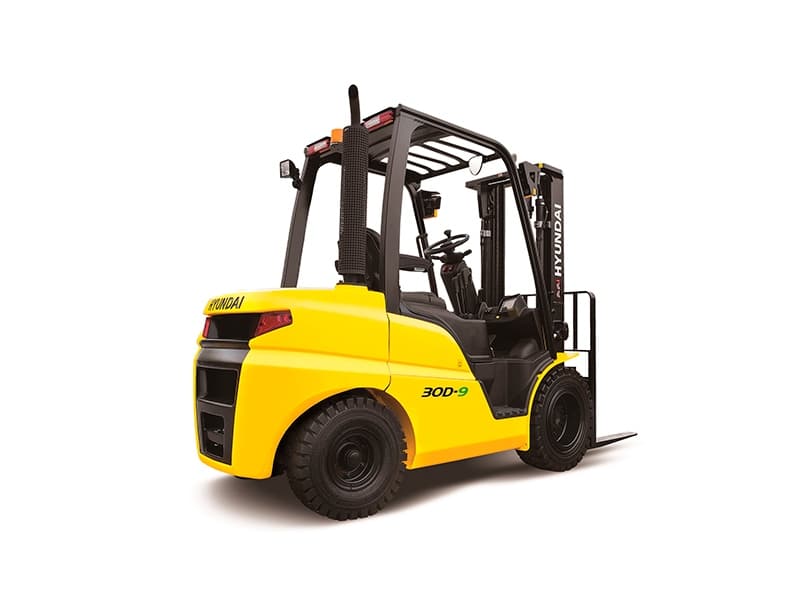 The 30D-9 is part of Hyundai's newly designed 9 series diesel counterbalance trucks.