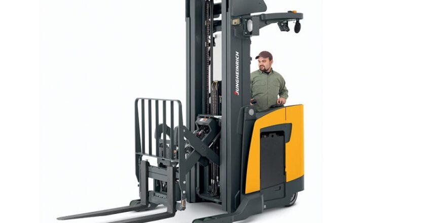 The Jungheinrich ETR 340 is a single deep reach truck with a capacity of 1.8 tonnes.