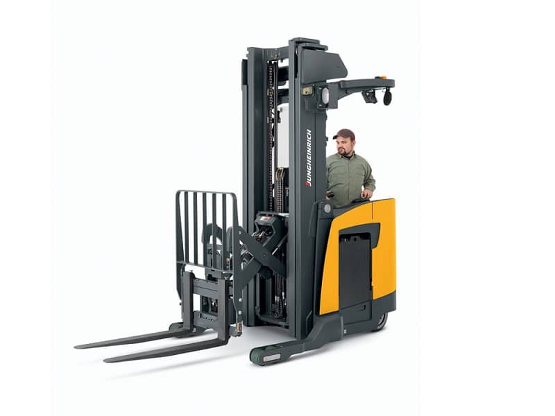 The Jungheinrich ETR 340 is a single deep reach truck with a capacity of 1.8 tonnes.