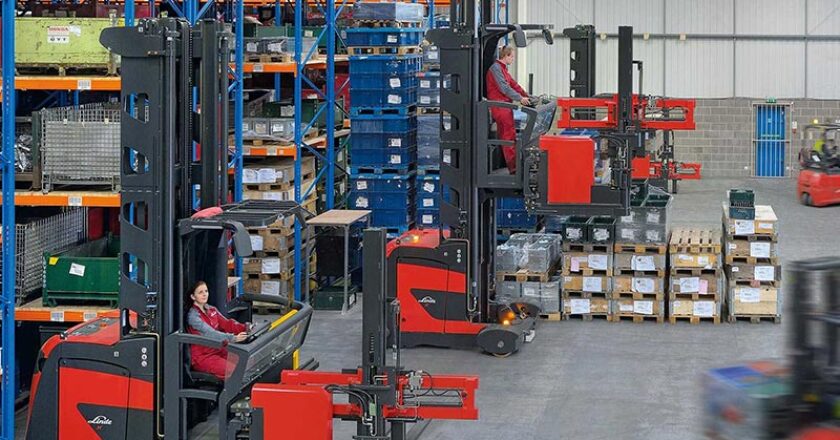 Linde K Series VNA trucks