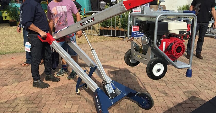 Slade Duke demonstrates the Makinex Powered Hand Truck PHT-140.