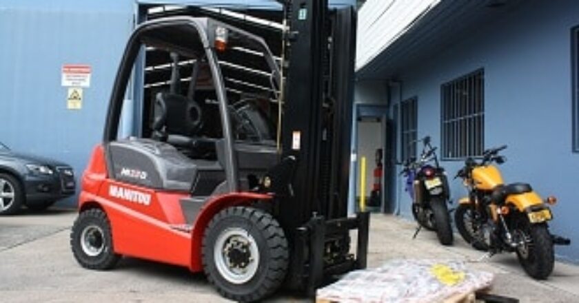 Manitou's MI25D rough-terrain forklift.