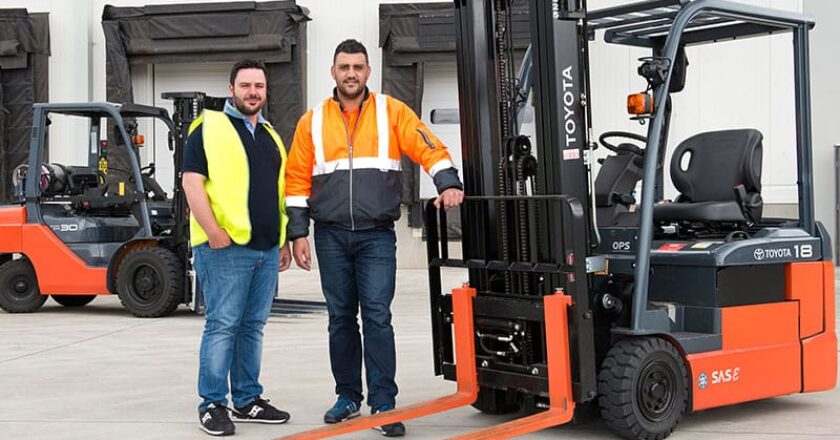 Newcold site & implementation manager Luca Quaresima and site manager MB02 Shaun Micallef with Toyota forklifts at the new Melbourne facility.