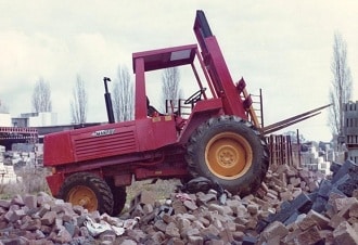 Oldest Manitou machine in Oceania - a 1974 MB 20C forklift