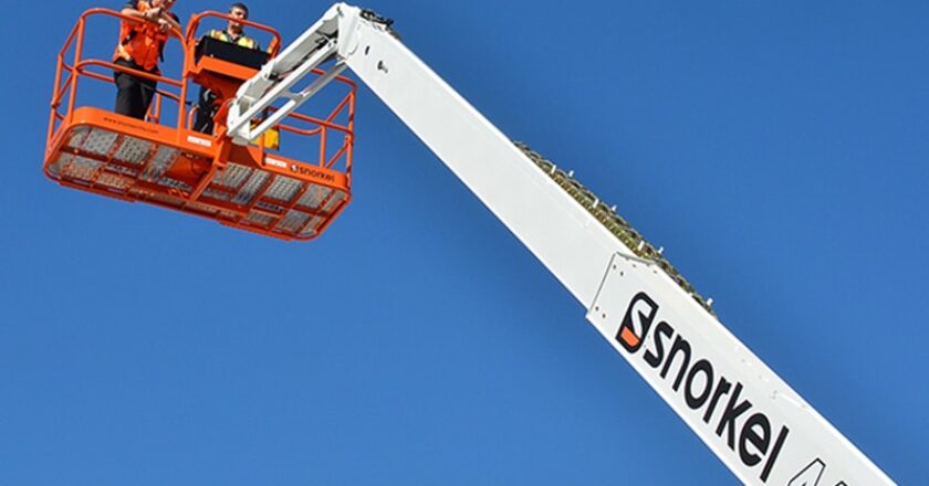 The newly released Snorkel 460SJ telescopic boom lift can reach up to 12.2m.