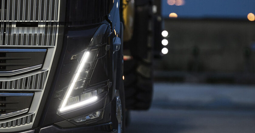 One of the new headlights on an FH16