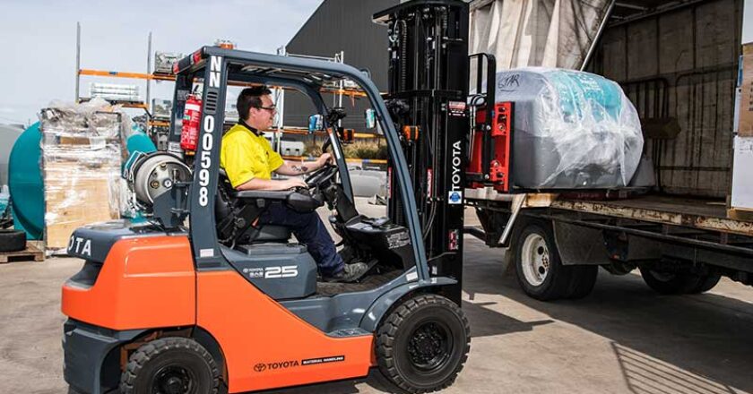 Rapid Spray’s Toyota 8-Series LPG counterbalance forklift