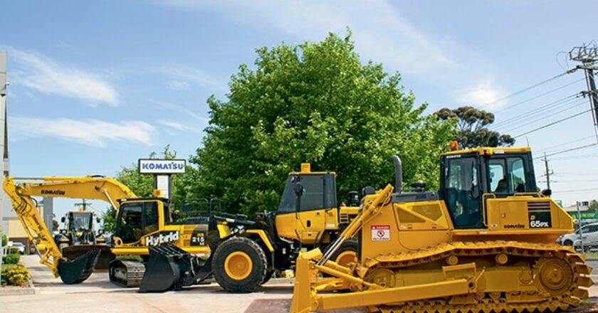 Komatsu has signed a deal with DHL Express and DHL Global Forwarding to import more than a million kilograms of Komatsu machinery, equipment and spare parts each year into Australasia