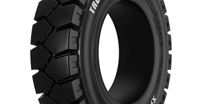 The XP700 tyre has a compact lateral block design to help minimise vibrations